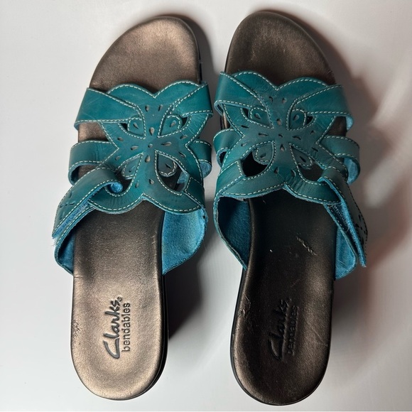 Clarks Bendable Women Sandals Wedge Slip On Floral Strappy Leather 9.5 Teal Blue - Picture 9 of 13